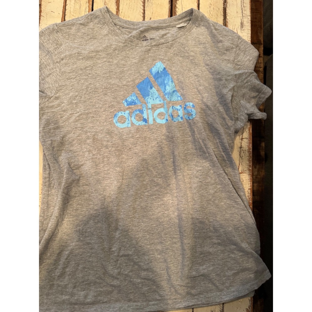 Adidas Kids Amplifier Tee Grey Blue Graphic Logo Short Sleeve Shirt Size Medium